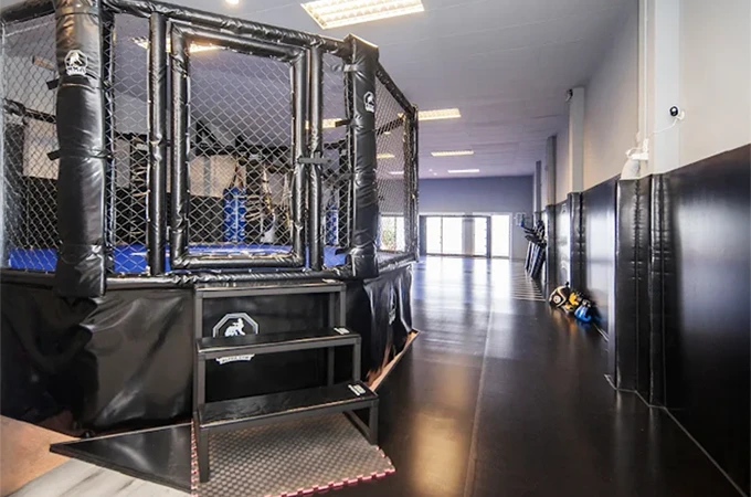 Alpha Gym MMA - Gimnasio en Sants-Montjuïc, Barcelona