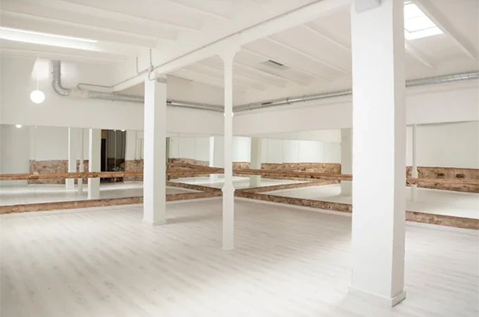 Barrefit Bcn Studio Eixample - Gimnasio en Eixample, Barcelona