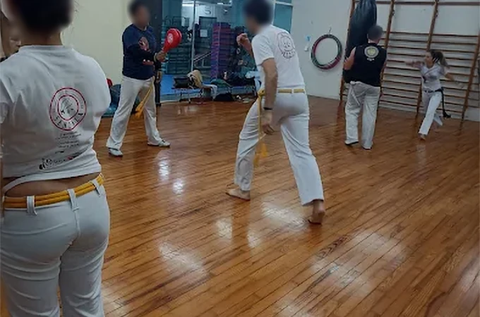 Capoeira Senzala Barcelona Associació Cultural - Gimnasio en Nou Barris, Barcelona Capoeira Senzala Barcelona Associació Cultural - Gimnasio en Nou Barris, Barcelona