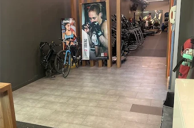 COSMOFIT - Gimnasio en Eixample, Barcelona