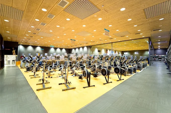 DiR Maragall - Gimnasio en Sant Martí, Barcelona DiR Maragall - Gimnasio en Sant Martí, Barcelona