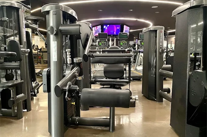DiR Up&Down - Gimnasio en Les Corts, Barcelona DiR Up&Down - Gimnasio en Les Corts, Barcelona
