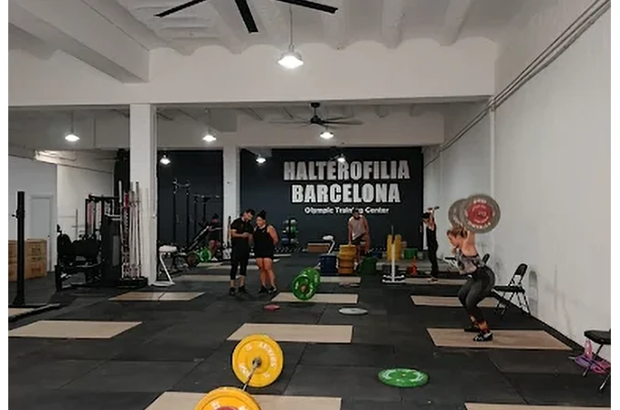 Halterofilia Barcelona - Gimnasio en Sant Martí, Barcelona