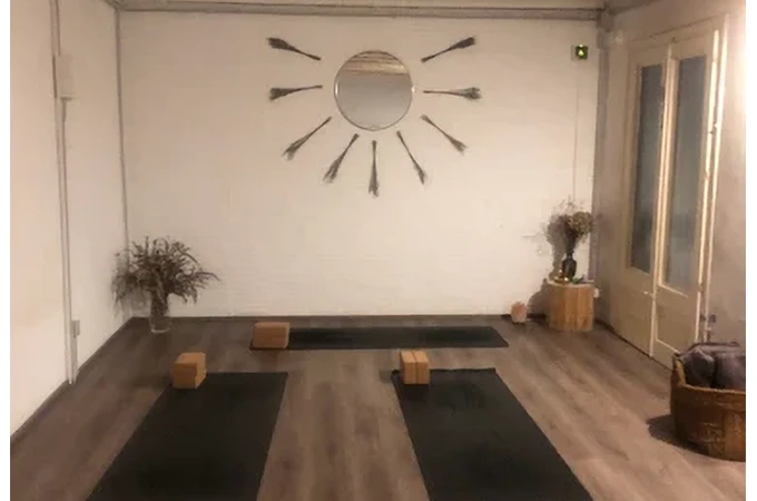 Homeostasy Yoga Club - Gimnasio en Ciutat Vella, Barcelona