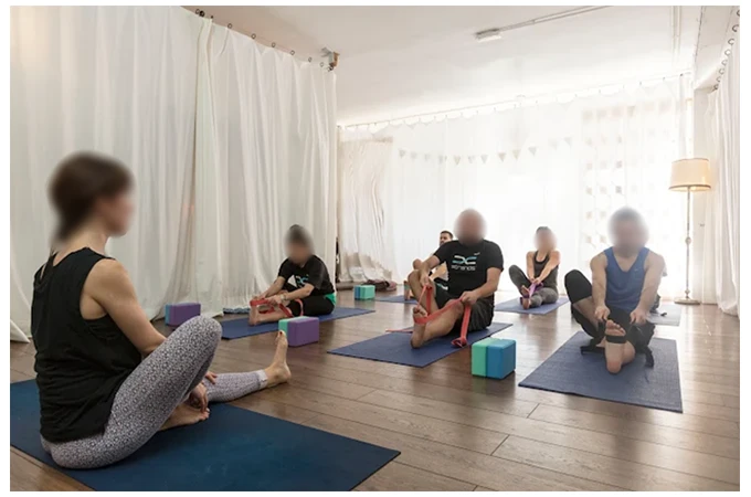 Inside Yoga y Mindfulness para Empresas - Gimnasio en Ciutat Vella, Barcelona