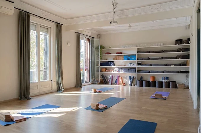 Mandiram Escuela de Yoga Eixample - Gimnasio en Eixample, Barcelona Mandiram Escuela de Yoga Eixample - Gimnasio en Eixample, Barcelona