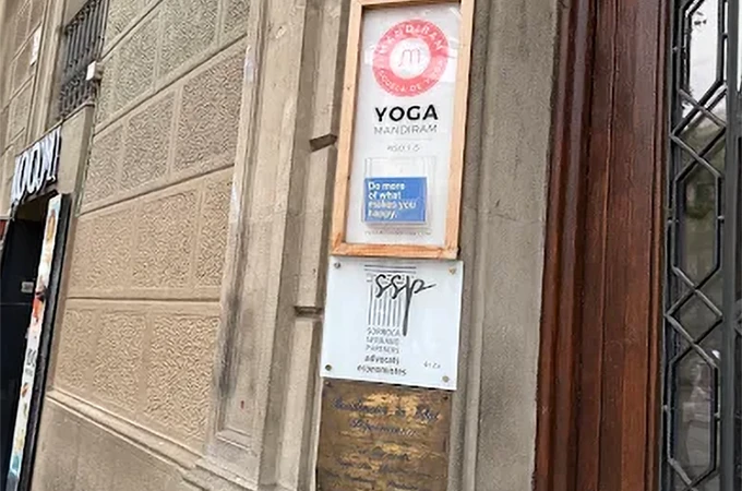 Mandiram Escuela de Yoga Eixample - Gimnasio en Eixample, Barcelona Mandiram Escuela de Yoga Eixample - Gimnasio en Eixample, Barcelona