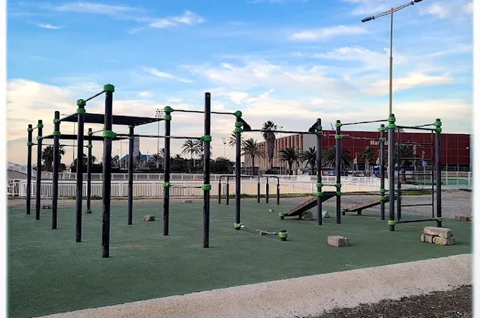 Street Workout - Gimnasio en Sant Martí, Barcelona Street Workout - Gimnasio en Sant Martí, Barcelona