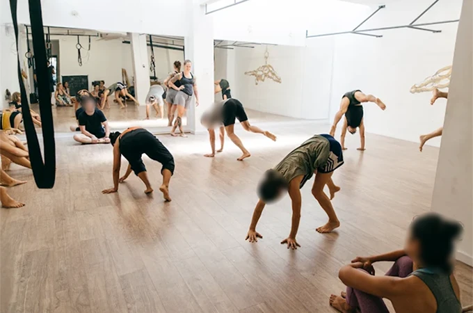 The Bamboo Body - Gimnasio en Sants-Montjuïc, Barcelona